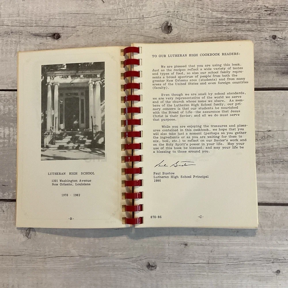 Lutheran High School Cookbook 1985-86 New Orleans Louisiana Recipes‎